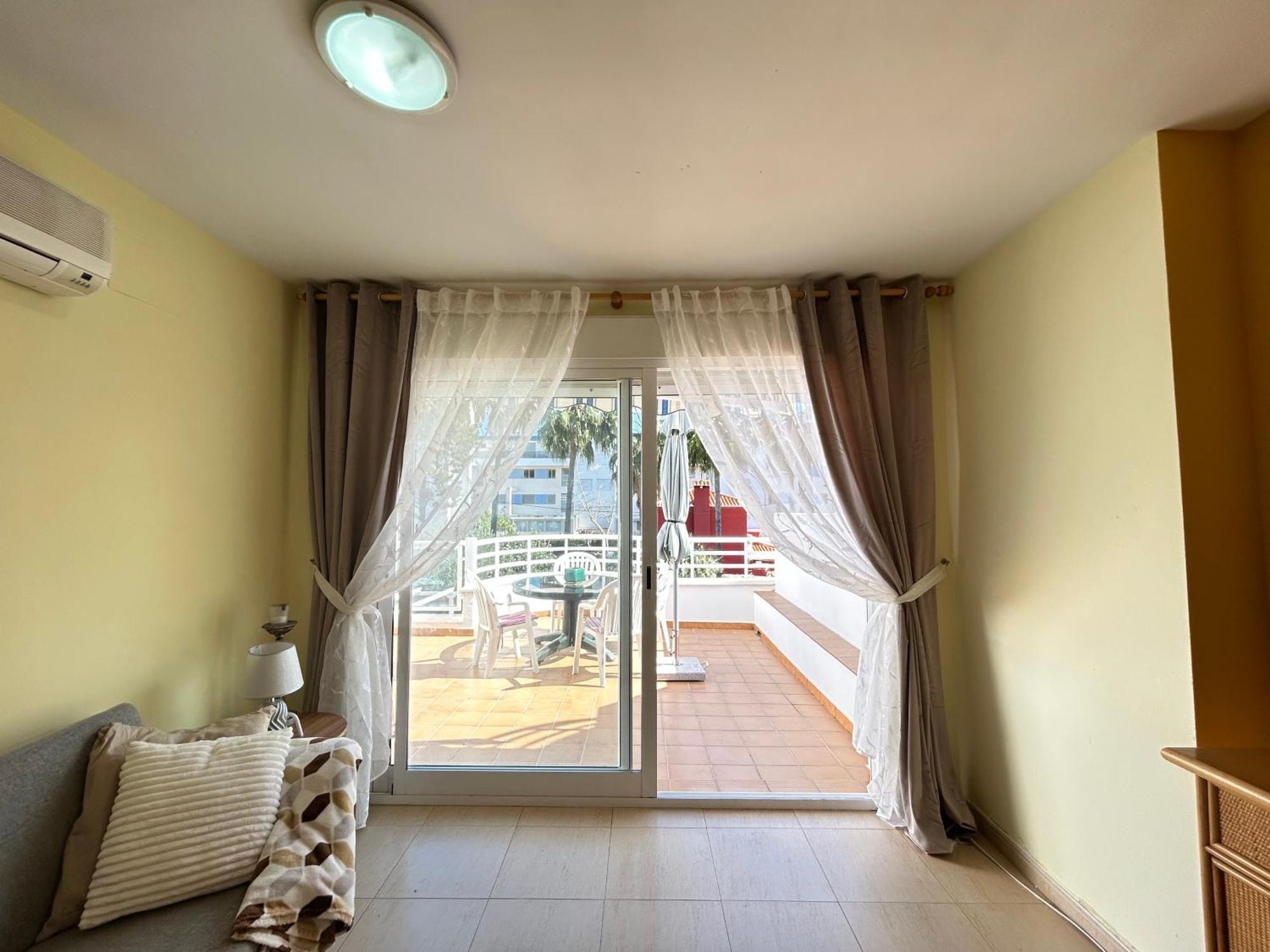 Sea Views Apartments Denia Bagian luar foto